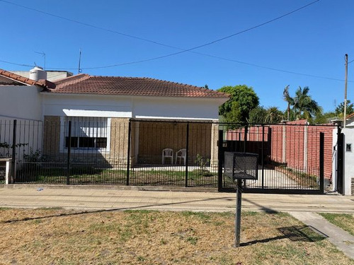 Casa En Venta En San Antonio De Padua Sur