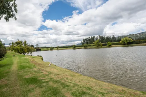 Casa En Venta En Hacienda Fontanar. Cod V14595