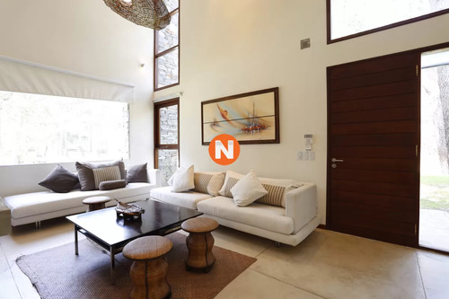 Casa Dentro Complejo Solanas Barrio Cerrado
