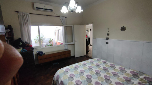 Casa Con Local En Venta