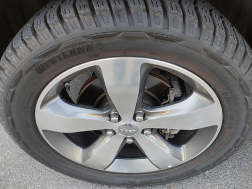 Imagen 13 de 15 de Jeep Grand Cherokee Overland 5.7 2015
