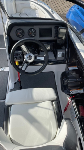 Imagen 7 de 10 de Bote Lancha Yate Yamaha Ar210