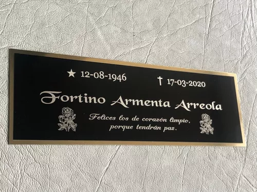 Placa grabada, 4.5 x 2.5 pulgadas, placa de nombre dorada personalizada con  grabado negro, placa, grabado personalizado