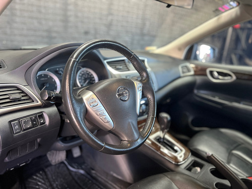 Nissan Sentra 1.8 Exclusive Navi At