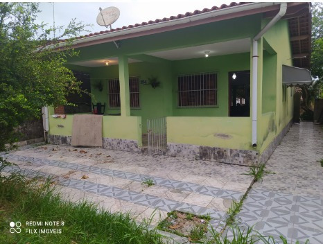 Imagem 5 de 14 de Casa Com Quintal 400 Metros Da Praia Com Suíte Itanhaém Sp