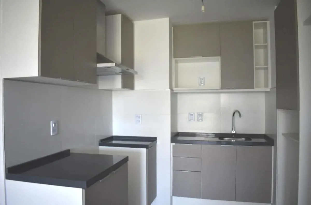 Alquiler Apartamento Moderno De 1 Dormitorio Semiequipado Incluye Box En Centro · Foto 4