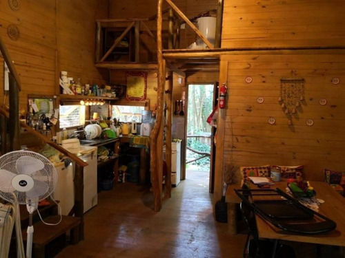 Imagen 4 de 13 de Cabaña De Madera En Amplio Lote Arbolado De 1.000 M2, Barrio Abadia