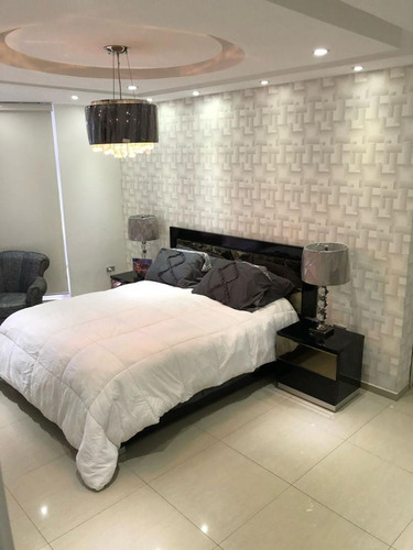 En Venta Towhouse En Urb. La Floresta. Maracay Edo.aragua