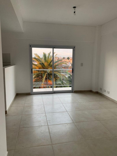 Imagen 8 de 10 de En Alquiler En En Martin Coronado Hermoso Departamento A Estrenar De 2 Ambientes Con Balcon Corrido 2do Piso Al Frente; Con Espacio Cochera Descubierta; No Se Permiten Animales. F: 9192