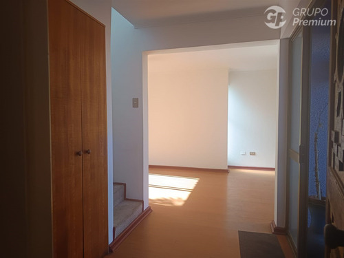 Amplia Casa En Venta De 5 Dorm. En La Serena, El Mllagro