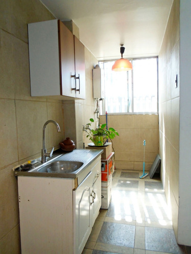 Primer Piso 3d 1b 84 M2 ..excelente Conectividad