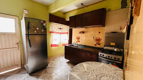 Venta Casa 6 Ambientes Malvinas Argentinas