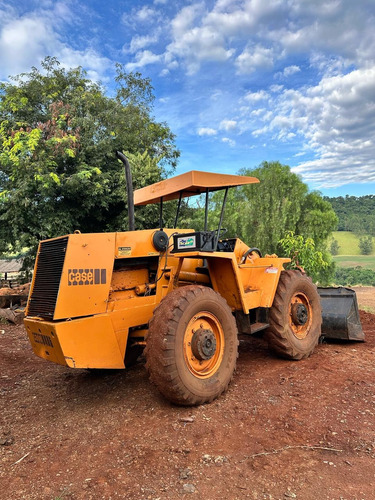 Pá Carregadeira Case W7, Ano 79
