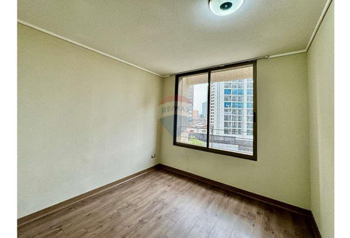 Comodidad En 36m2, Estacionamiento Y Bodega