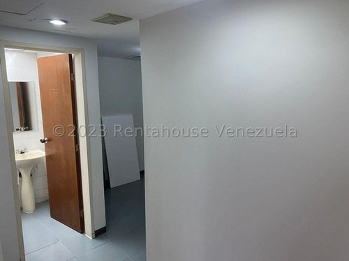 Amplia Oficina En Alquiler Centro Comercial La Casona ( La Casonita ) San Antonio De Los Altos