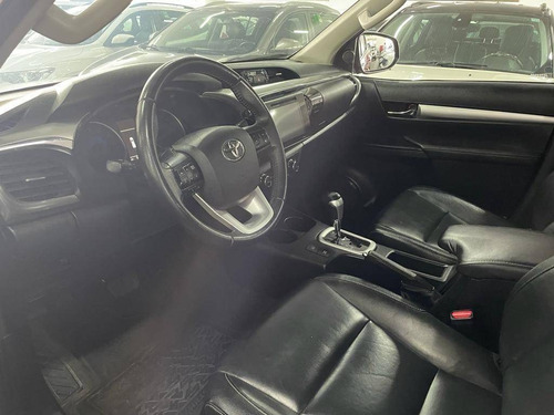 Imagem 5 de 8 de Toyota Hilux 2.7 Srv 4x2 Cd 16v Flex 4p Automático