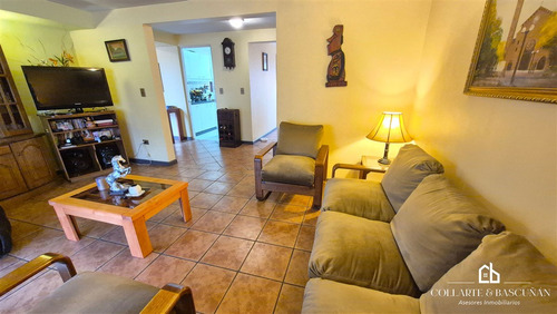 Casa En Venta De 5 Dormitorios Y 4 Baños En Comuna De Maipú