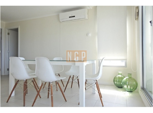 Imagen 17 de 30 de En Exclusividad Departamento De Metraje De 2 Dormitorios Transformado En Loft Roosevelt, Punta Del Este Piso Alto Con Vista Al Mar!