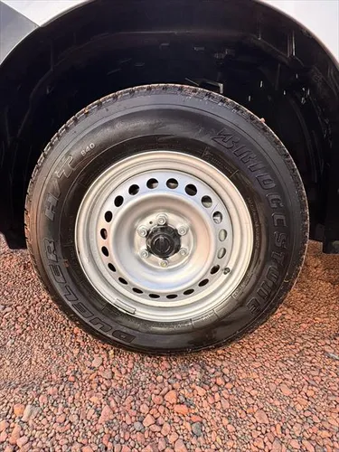 Nissan NP300 2.5 Chasis Mt