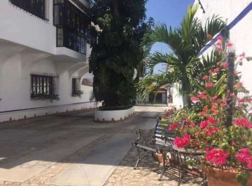 En Venta Town House En Barrio Sucre