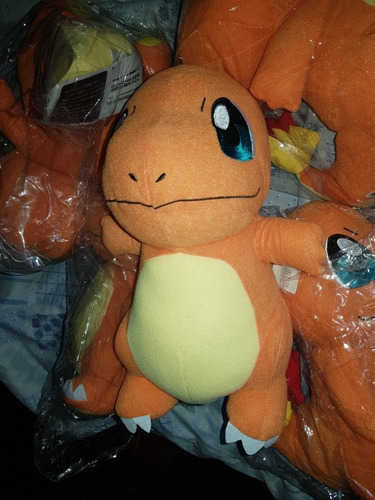 Charmander Peluche Plush Pokemon Banpresto 30cm