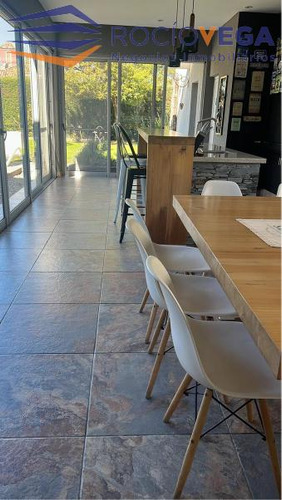 Casa En Venta En Barrio Privado Weston, Moreno