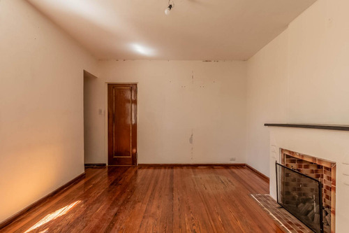 Ph De 3 Ambientes En Barrio Ingles - Caballito Sur