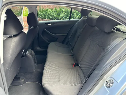 Volkswagen Jetta Vi 2.5 Comfortline