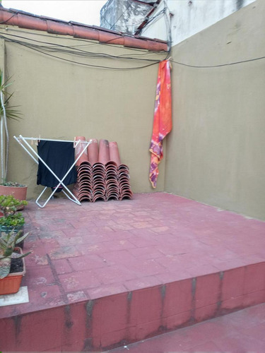 Imagen 8 de 24 de Ph En 1er Piso , Por Escalera Con Patio Y Terraza Propia .