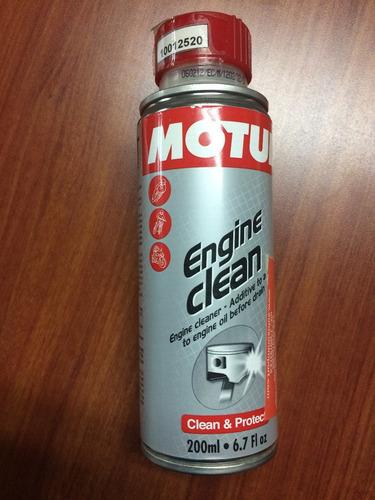 Imagen 3 de 3 de Motul Engine Clean 200ml Limpiador De Motor (10012520)