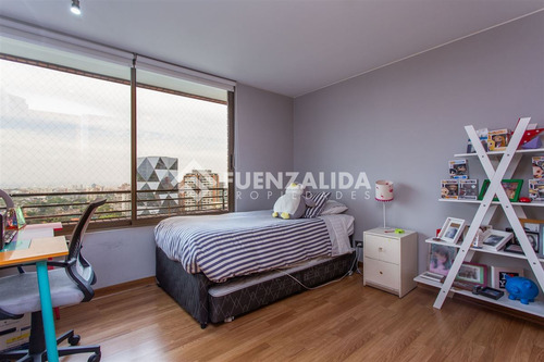 Hermosa Vista Oriente 4 Dorm.4 Baños 3 Est Las Condes