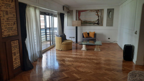 158 M² 3dor Ste Cdrio/ Fmly D/s Coch Vig Recicl C/s Mbles. 2 Coch. Impecable