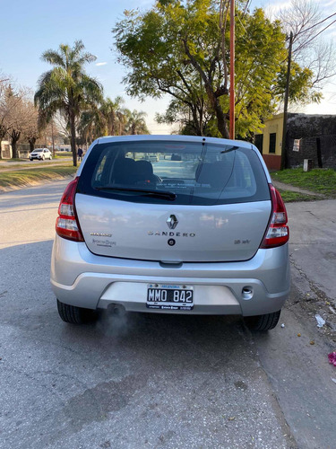 Imagen 4 de 10 de Renault Sandero 1.6 Expression 105cv Abs 2013