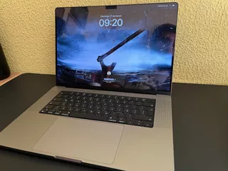 Macbook Pro 16 M1 Max