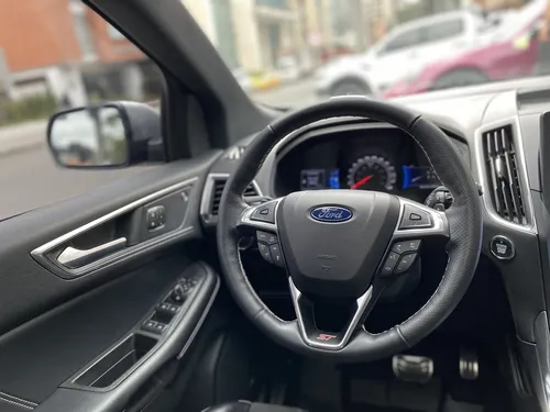 Ford Edge St