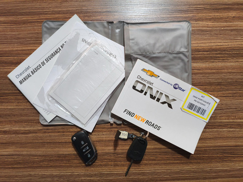 Chevrolet Onix 1.4 Advantage Aut. 5p