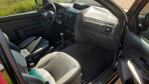 Fiat Strada 1.8 16v Adventure Ce Flex 2p