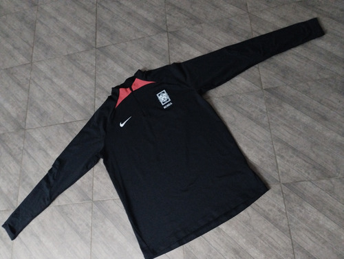 Buzo Corea Nike Talle Xl 