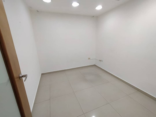 Imagen 8 de 15 de Pc Se Alquila Oficina Centro Seguros La Paz, La California Norte 44m2