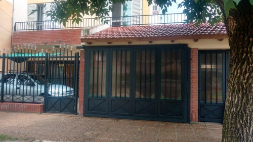 Imagen 2 de 23 de Casa Con Piscina, Cochera Y 4 Dormitorios Zona Puente Santo Tomé.