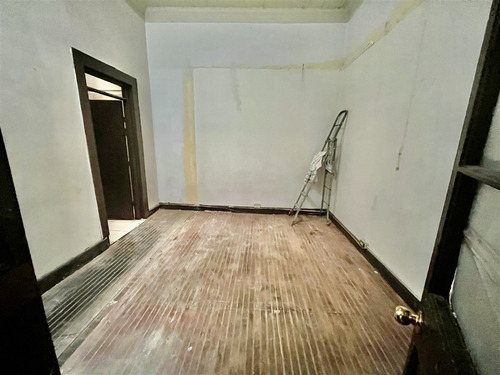 Casa En Arriendo De 10 Dorm. En Ñuñoa
