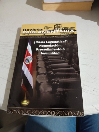 Revista Parlamentaria Crisis Legislativa Negociación Procedi