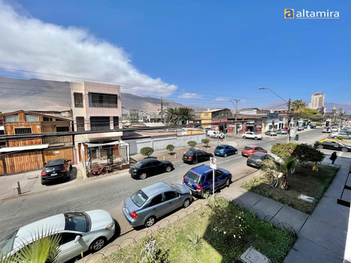 Departamento En Venta De 3 Dorm. En Iquique