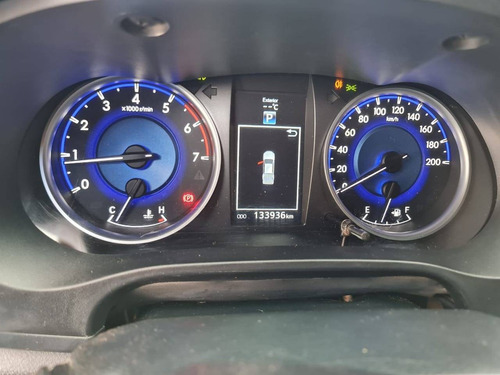 Imagem 5 de 12 de Toyota Hilux 2.7 Srv 4x2 Cd 16v Flex 4p Automático