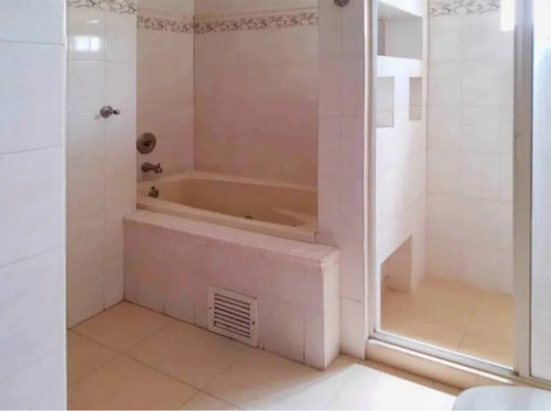 Imagen 11 de 13 de #009-24 Venta De Casa En Remate Bancario En Av Santa Catarina En Juriquilla Queretaro,cesión De Derechos Directo Con La Institución Bancaria, Excelente Oportunidad