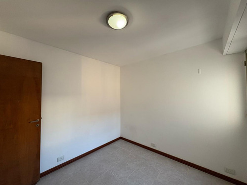 Departamento En Alquiler | 2 Dormitorios | Nueva Cordoba | Frente C/ Balcón | Zona Buen Pastor