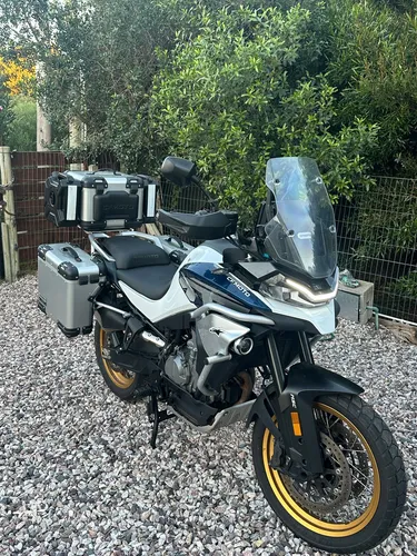 Mt 800 Explorer