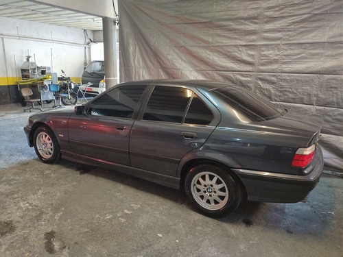 Bmw Serie 3 1998 2.5 Exclusive 4p