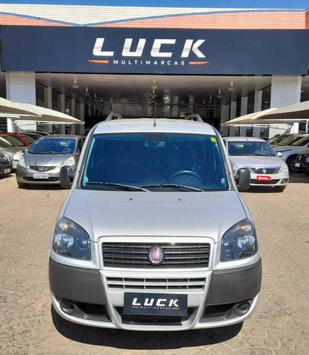 Imagem 1 de 12 de Fiat Doblo Essence 7l E