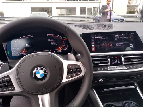 Imagen 8 de 10 de Bmw Serie 3 3.0 330i Sedan Sport Line 252cv / Bremen Motors